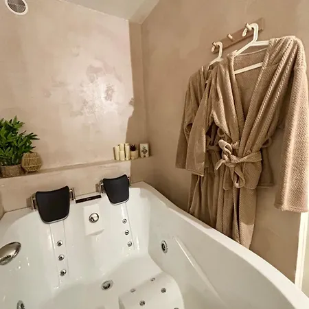 Evasion, Baignoire Balneo Appartement