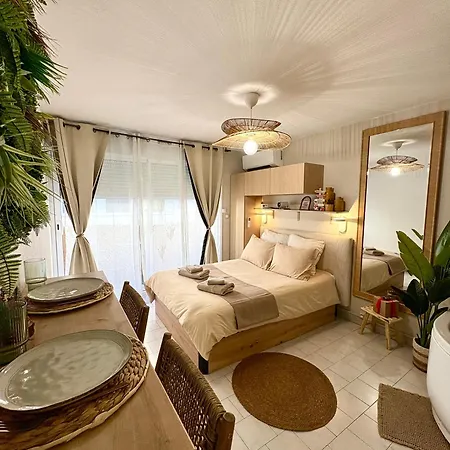 Apartment Studio Spa Balneo, Proche Centre Ville